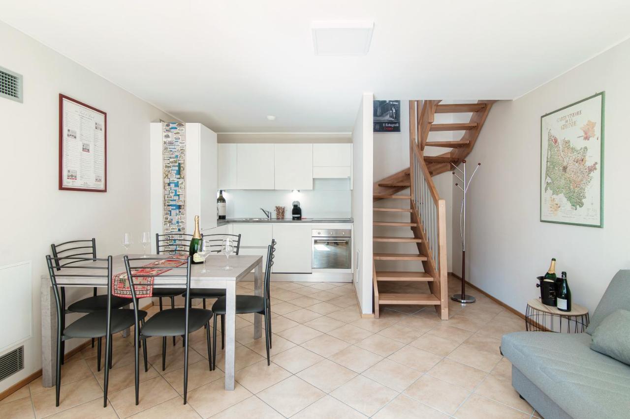 Apartamento Grape Attic 72 - The House Of Travelers Como Exterior foto
