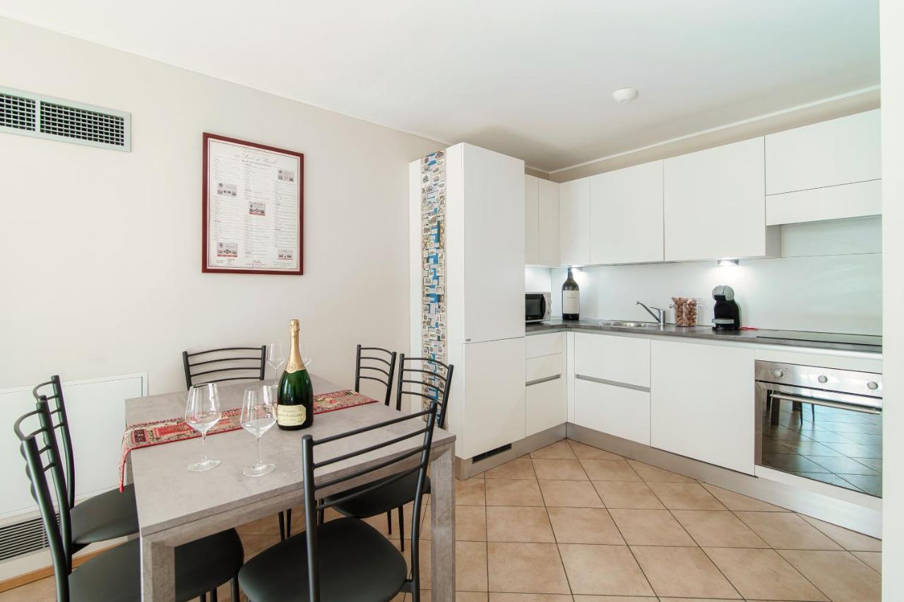 Apartamento Grape Attic 72 - The House Of Travelers Como Exterior foto