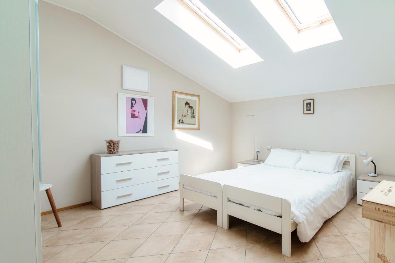 Apartamento Grape Attic 72 - The House Of Travelers Como Exterior foto